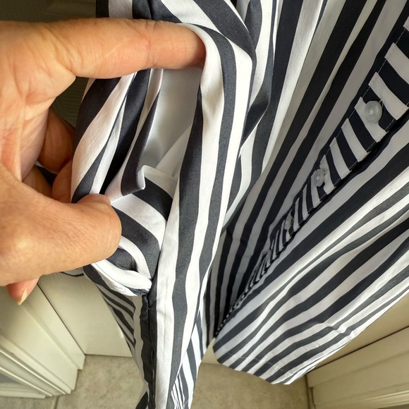 NWT, striped dress, V-Neck, White House Black Market - Picture 5 of 9